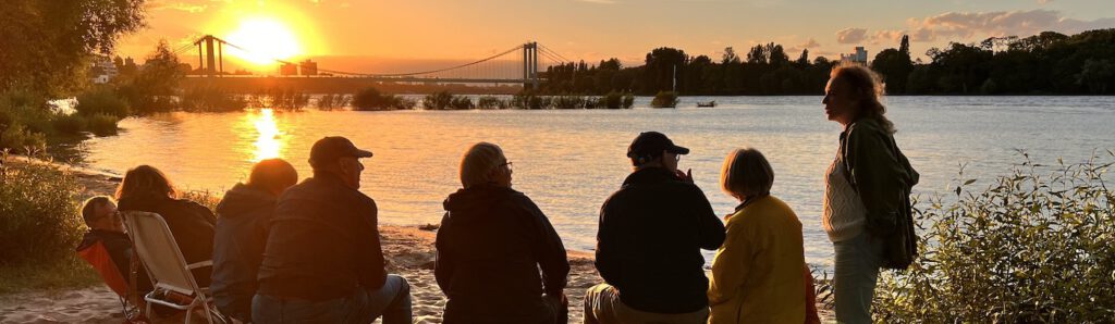 Grillen am Rhein an der Rodenkirchener Riviera